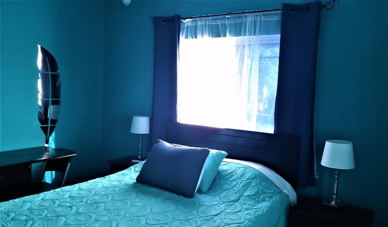 Bailey'S Bed And Breakfast 런어웨이베이 외부 사진
