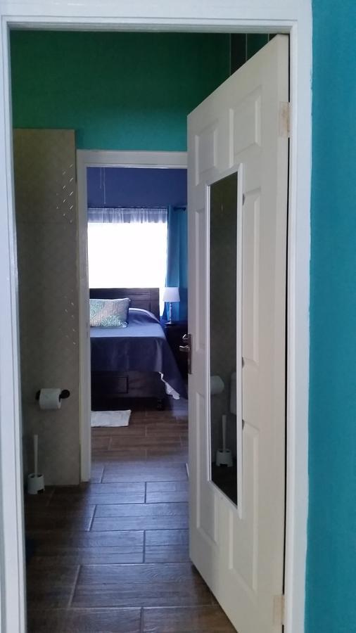 Bailey'S Bed And Breakfast 런어웨이베이 외부 사진