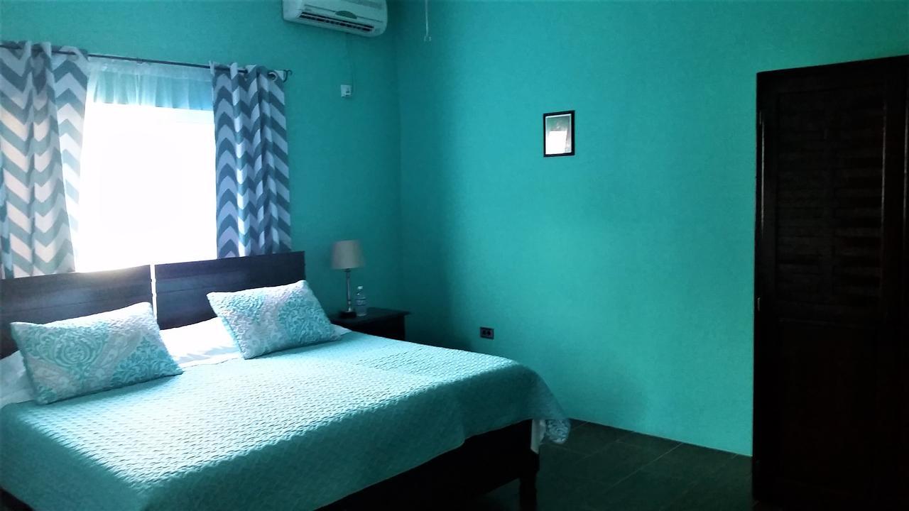 Bailey'S Bed And Breakfast 런어웨이베이 외부 사진