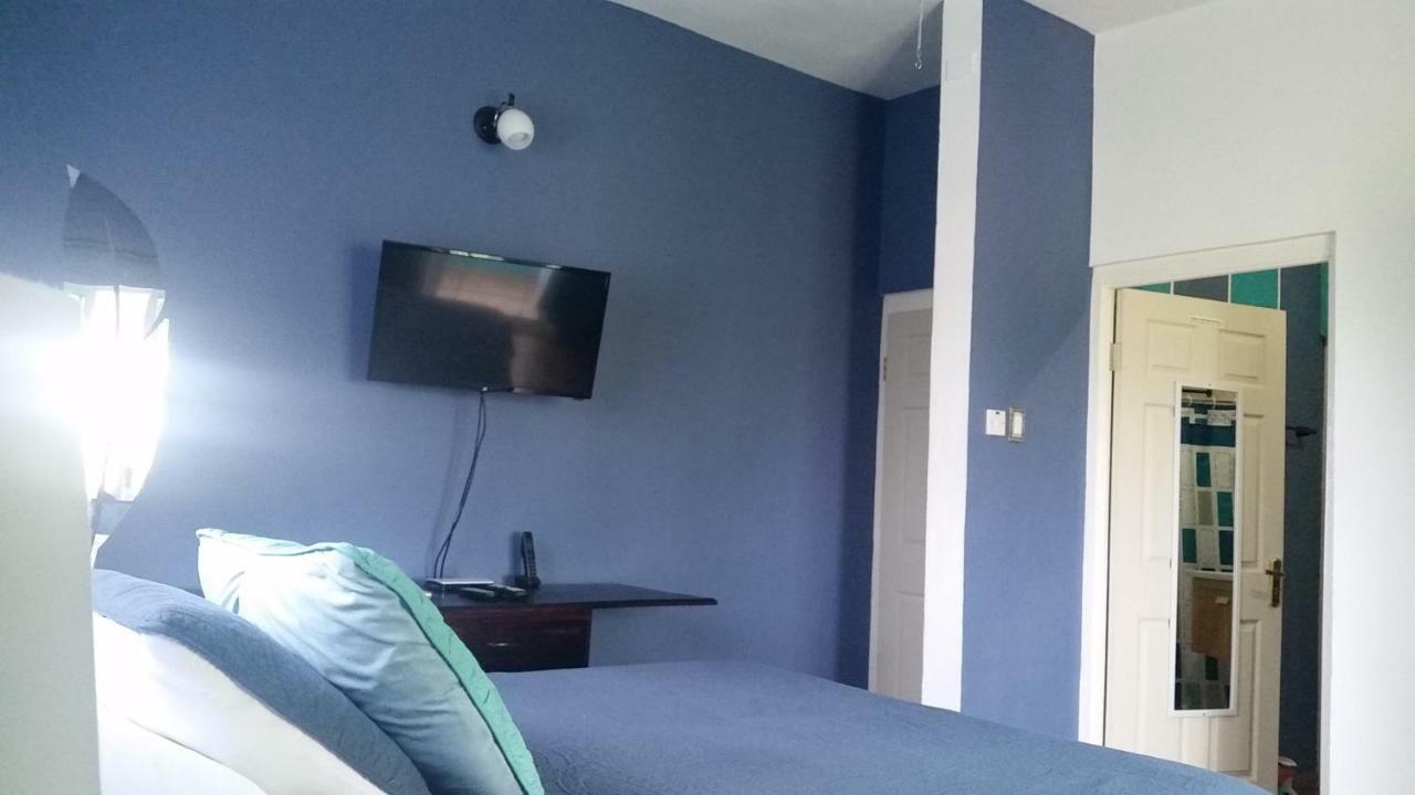 Bailey'S Bed And Breakfast 런어웨이베이 외부 사진